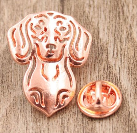 pin m/korthret gravhund, kobberfarvet