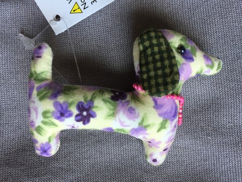 Dali broche