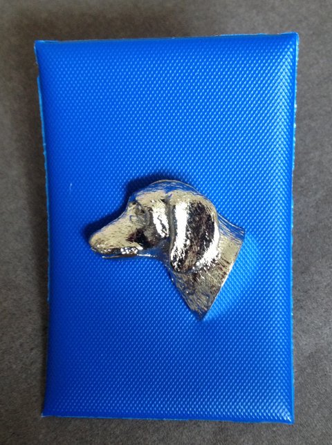 pin med korthret gravhund